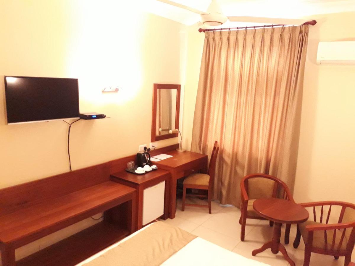 Chelsea Hotel 3*